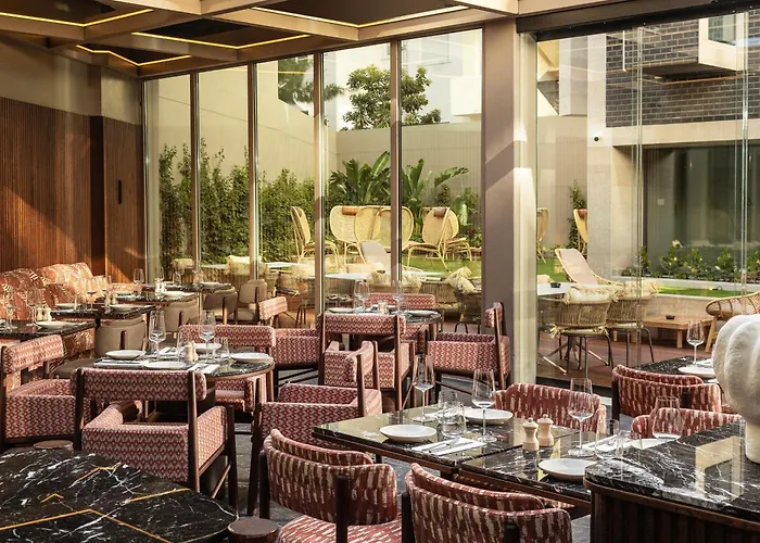 Evolution Valbom Hotel