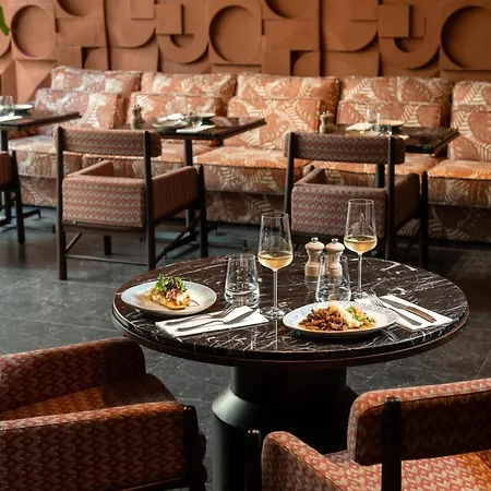 Evolution Valbom Hotel 4*