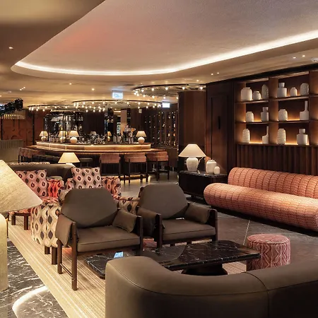 Evolution Valbom Hotel 4*