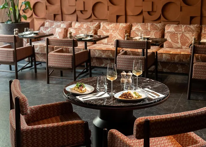 Evolution Valbom Hotel 4*