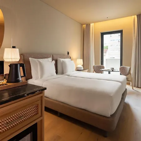 Hotel Evolution Valbom 4*