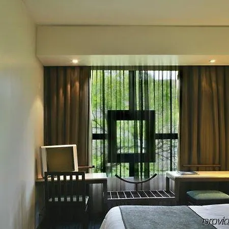 Evolution Valbom Hotel 4*