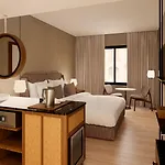 Evolution Valbom Hotel