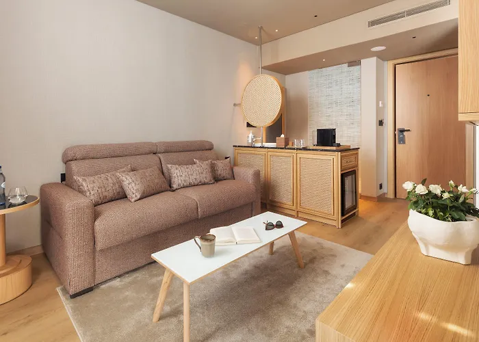 Evolution Valbom Hotell